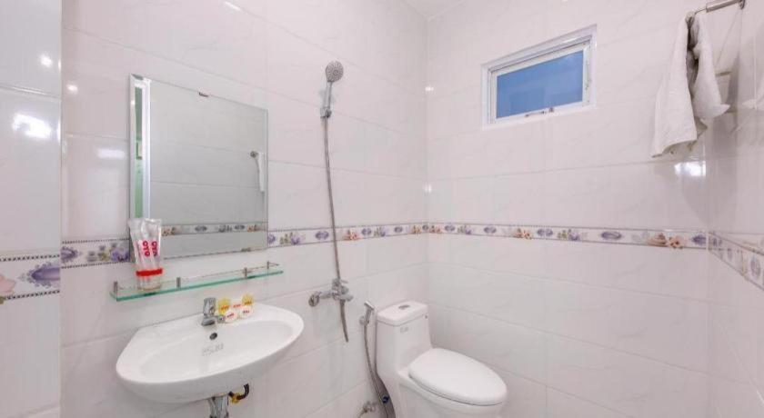 Oyo 898 Phuong Thao Hotel Nha Trang Zewnętrze zdjęcie